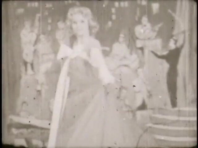 Vintage Usa: Heiße retro-MILFS sinnliches strippen