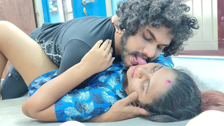 Vaigavarun45: Step Mom and Step Son Hot Fuck While Wife Not...