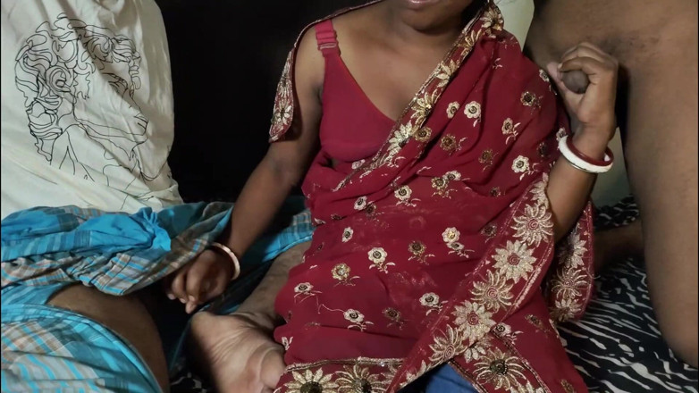 Sabina244: Une jolie bhabhi indienne trompe son mari et baise avec...