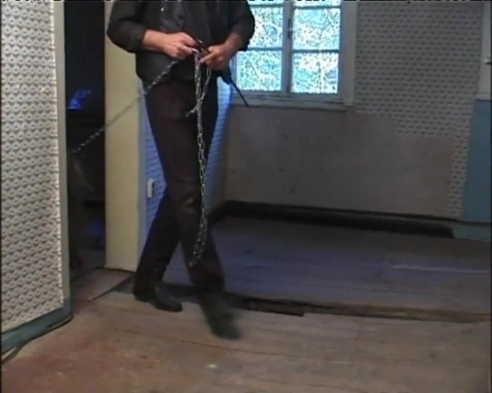 Absolute BDSM films - The original: 金髪の女の子と放尿を支配する