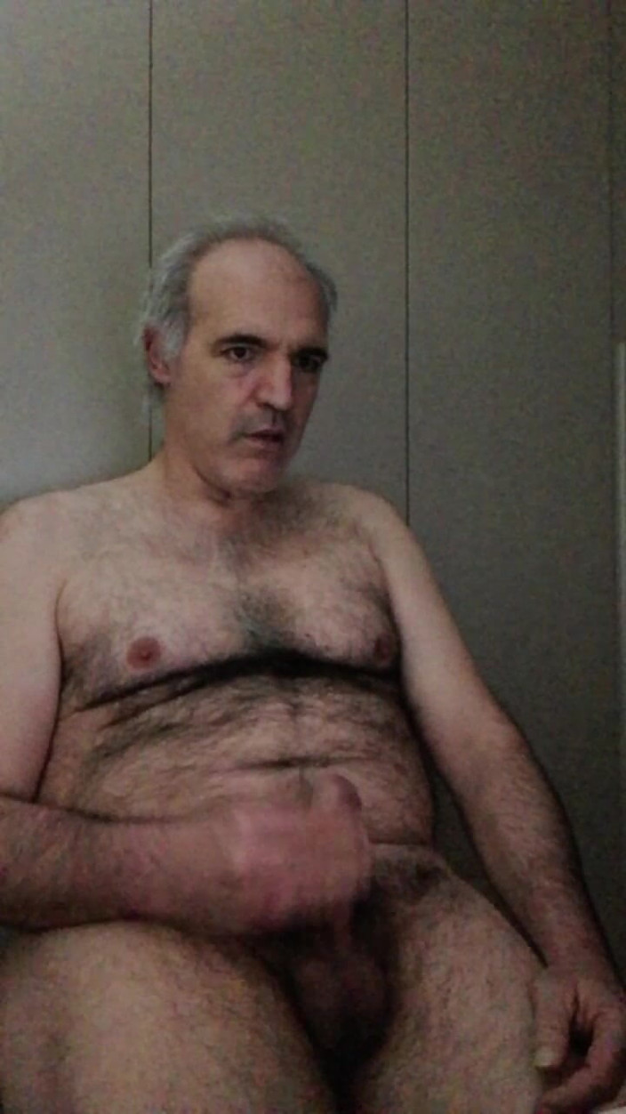 Setesesso7: Eu aposto que você está masturbando seu pau