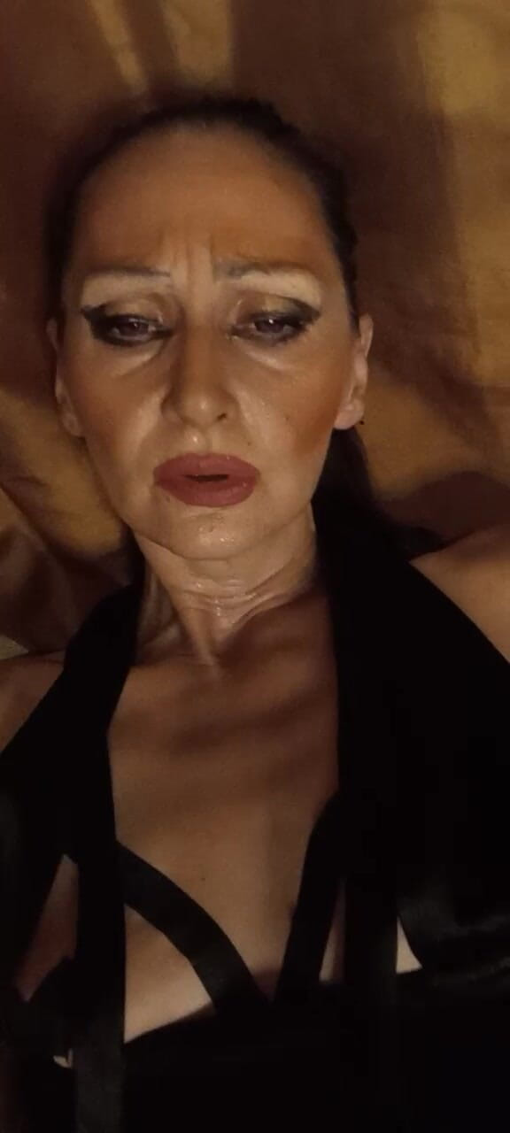 Dominatrix Redsonyja: Cudzoziemiec