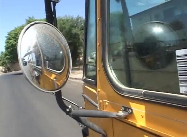 Amateur X: L'autista mi scopa nell'autobus