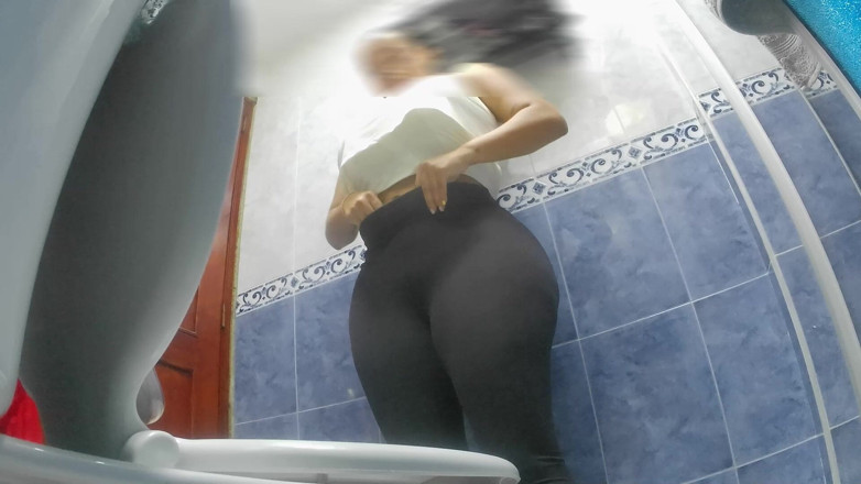 SENSESEX: Ecina est filmée dans la salle de bain, compilation