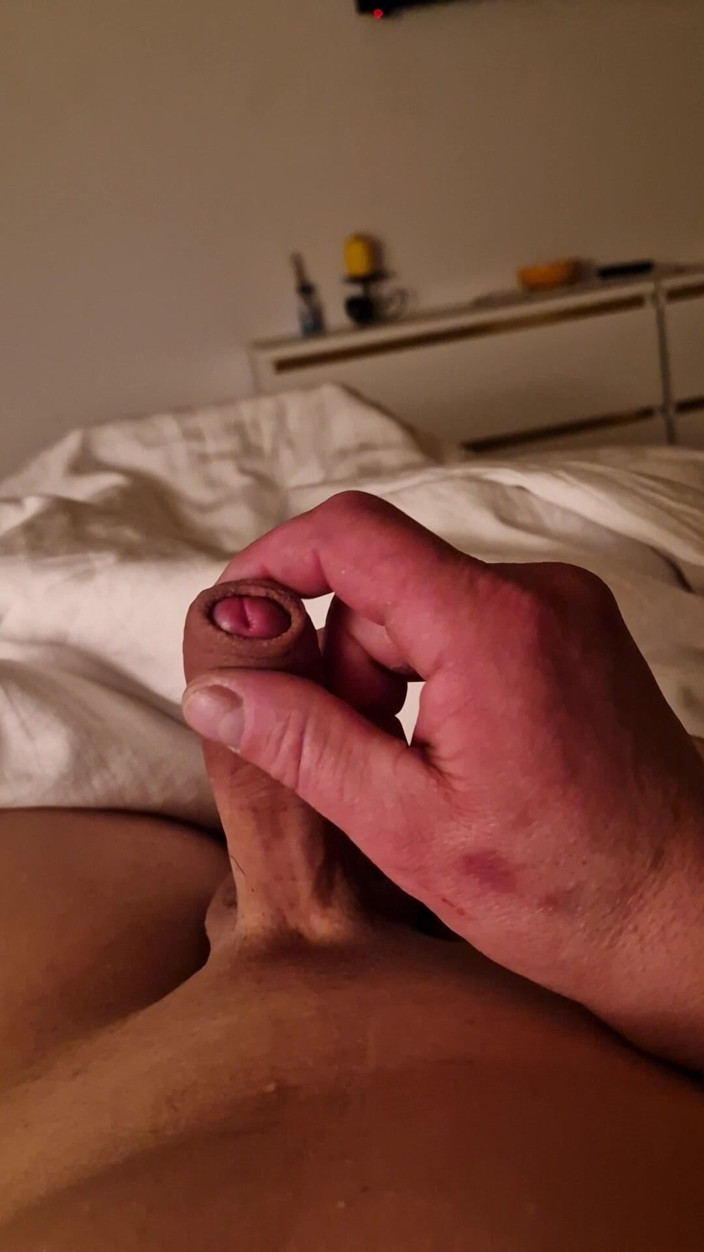 My small: Handjob batang kecil saya