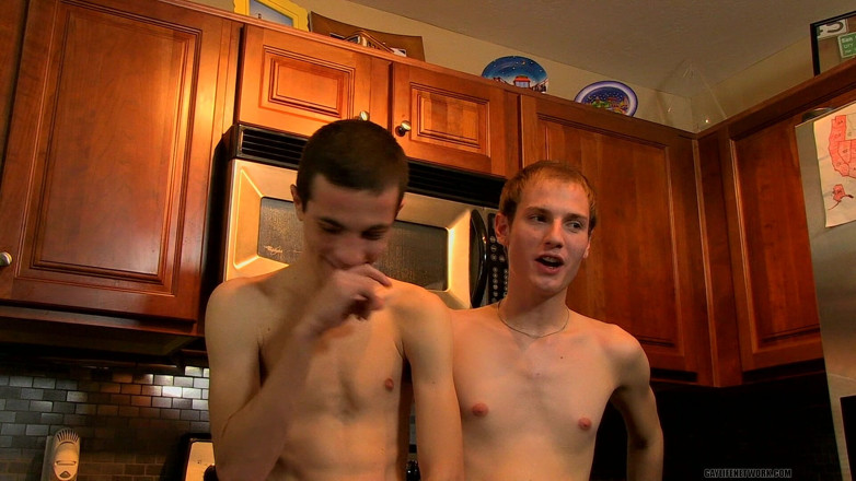 Lollipop Twinks: Lokasi syuting bareng connor &amp;evan