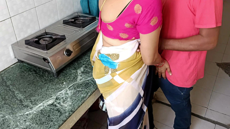 Yourdidipriya: Devar Fuck Bhabhi w kuchni w Standing Doggie wytryski