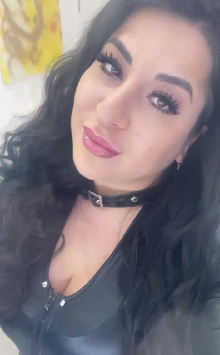 LadyAyse5: Esclavo venir a mi mundo esclavo