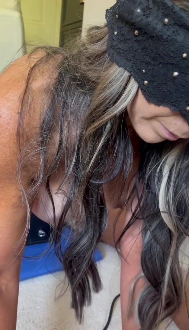 PawgWifeandHubby: PAWG manželka jezdí na péru a intenzivní orgasmus na šukačce