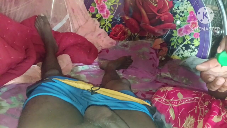 Yousokhona: Vůně Desi Sexy Bhabhi zadku v noci