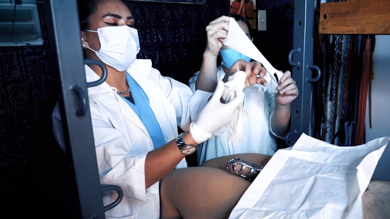DominaFireOfficial: Séances de CBT médicales par deux infirmières