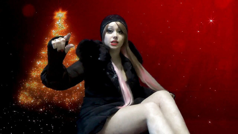 Goddess Misha Goldy: Le père Noël en ce nouvel an se moque de...