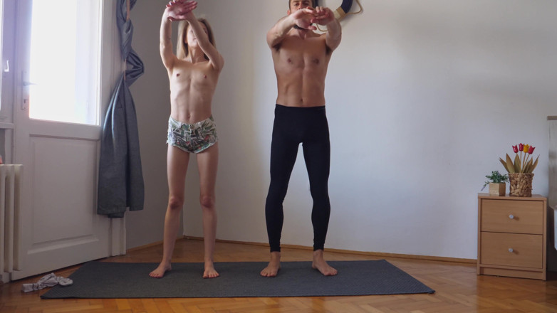 Camvivian: Tränings joga träna tillsammans för första gången