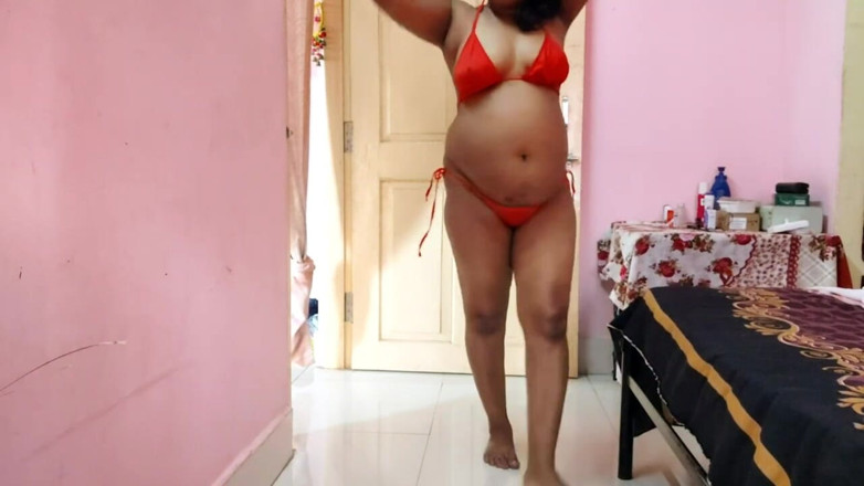 Sonam Official: Hintli ev hanımı seksi şov 10