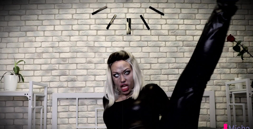 Goddess Misha Goldy: Ton propre enfer !