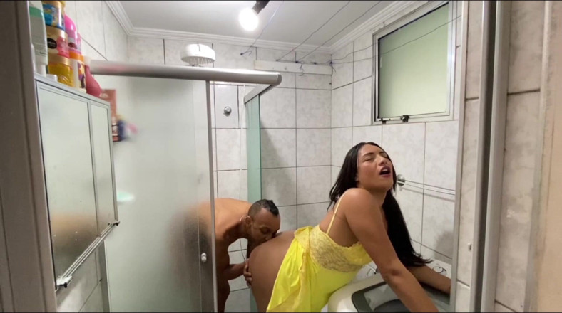 Alana India: Fui a tomar una ducha con mi novio