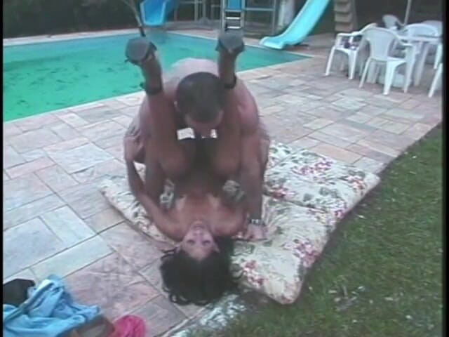Hot TRANSformations: White guy gets his cock sucked by a black tranny...