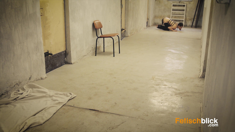 Fetisch Blick: Den perversa husdjursshowen - del 1 - 4K