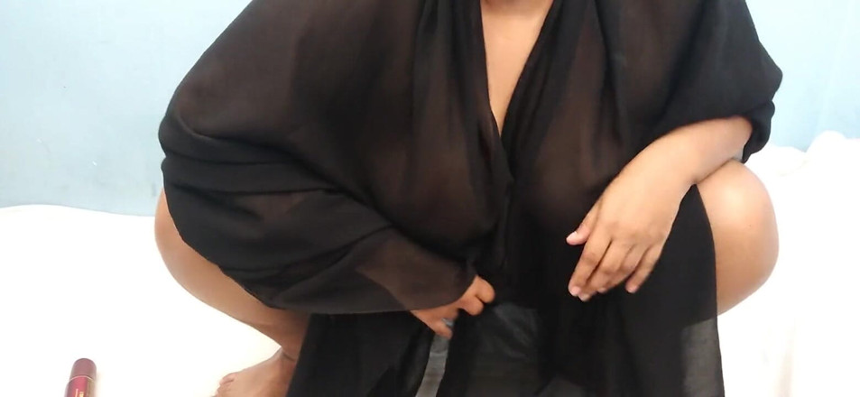 Aria Mia: Bella donna in Arabia saudita nuda