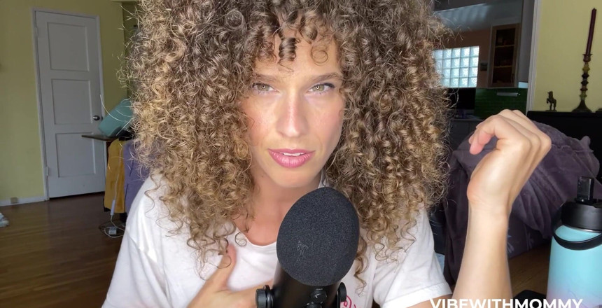 VibeWithMommy: Asmr s mámou! Dělám zábavné hraní rolí v tom, co...