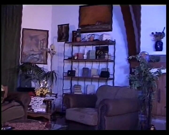 Vintage Italian amateur vhs 90 s: Sexe secret scandaleux en italien avec des femmes exhibitionnistes, partie 2