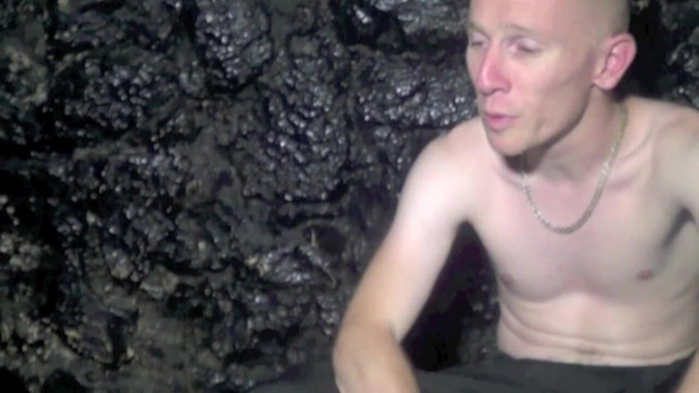 Crunch Boy: RomanTik geneukt door 2 top tijdens cruisen in Parijs