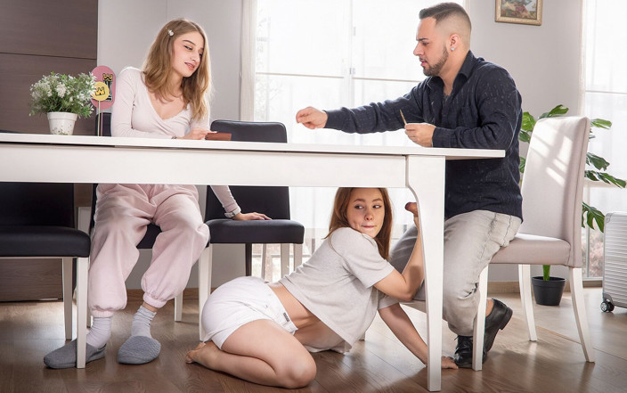 Nicole Murkovski: Jeu de cartes, changements dans le jeu anal