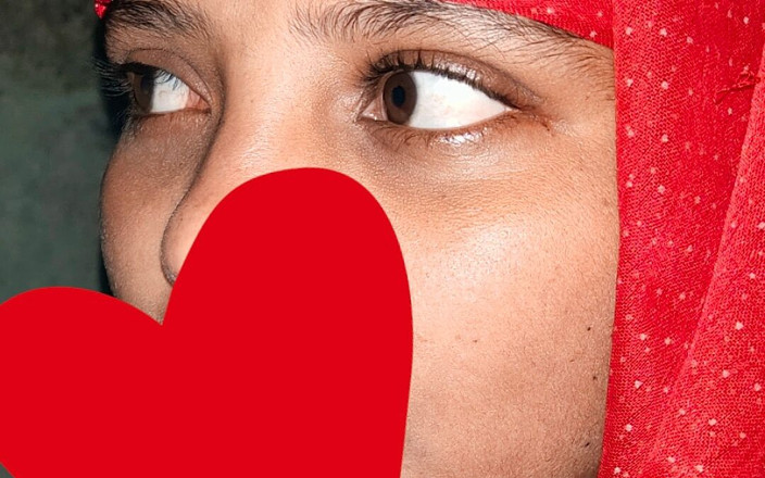 Desi Queen: Des étudiantes indiennes desi se font baiser dans un village, show...