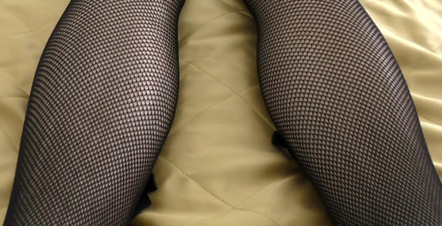 My Boobs: Unter dem hemd spielt mit ihren dicken möpsen und nippeln,...