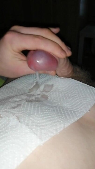 VickyDevil: Garoto brinca com seu brinquedo com porra doce