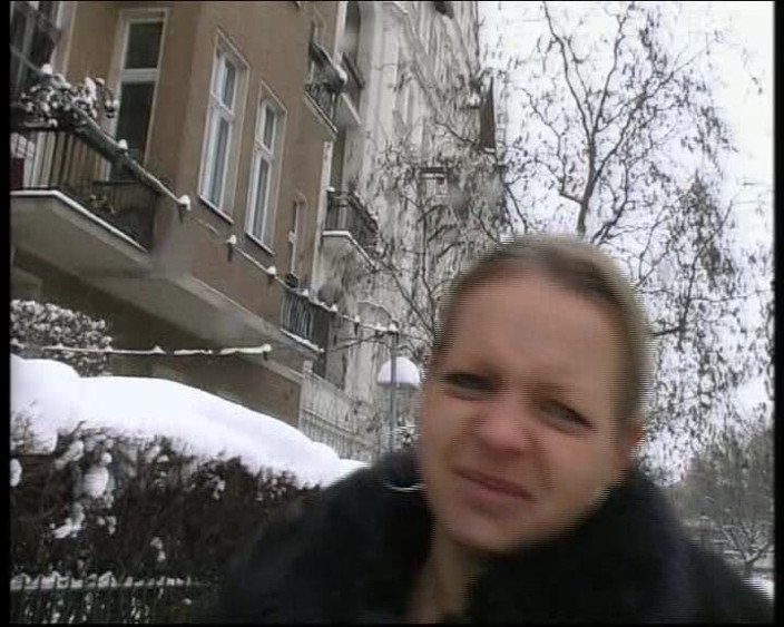 Deutsche Camgirls: Amateur German Teen with Pierced Pussy Playes with Her Toy