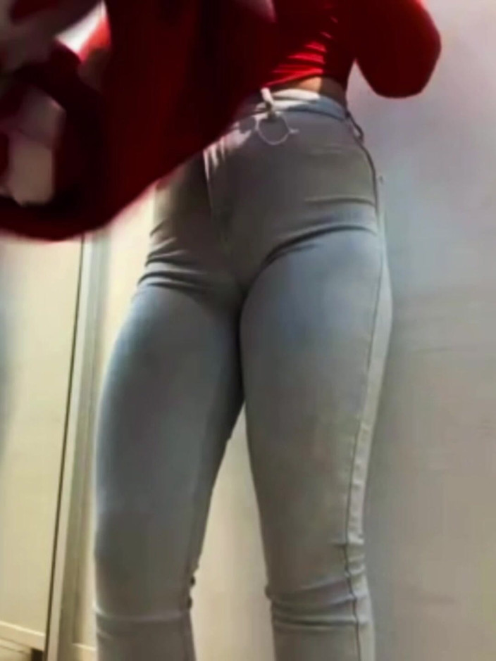 JuiceLussie: Extrema follada y corridas