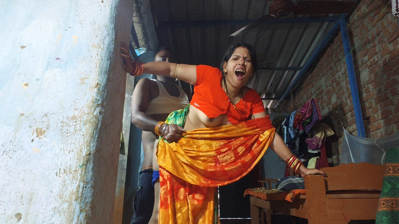 Sona bhabhi: Indyjski Desi Sexy Bhabhi jebanie ciężko przez męża