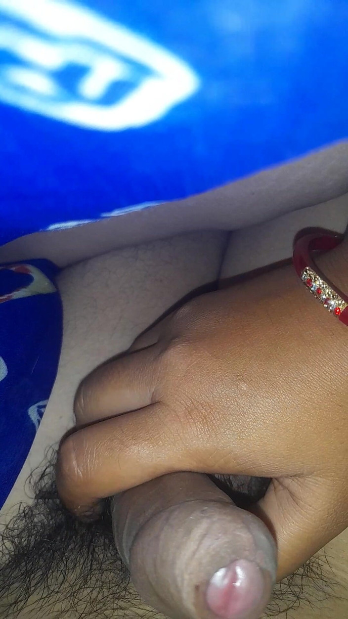 Kundan: Avrunkning med desi bhabhi