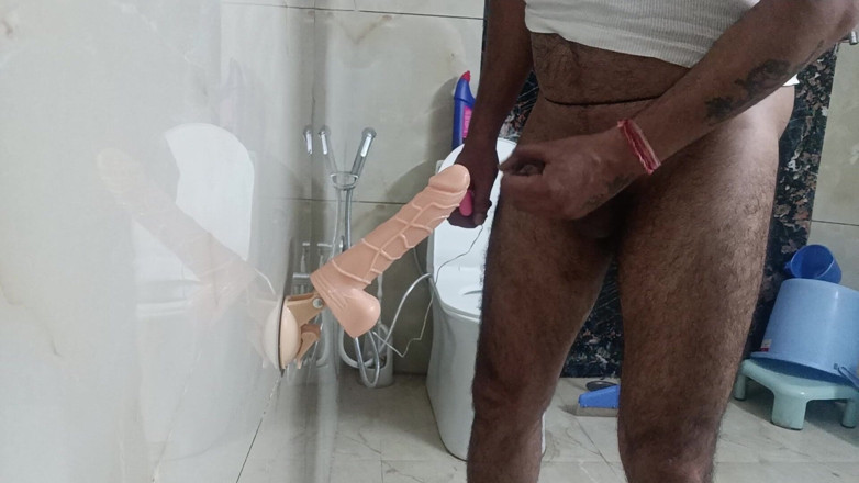 Rajasthani-old-lover: Hombre indio disfruta de show de masturbación con vecino padrastro...