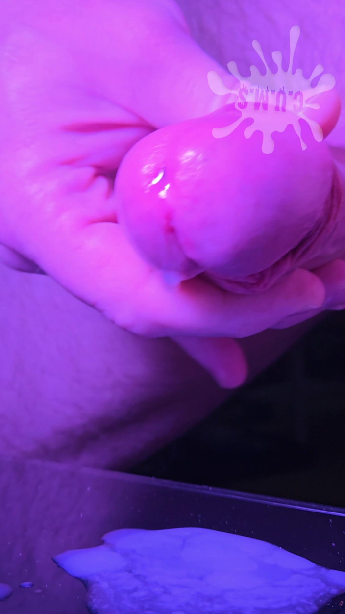 Cum Juggler: Filmarea ejaculării de la C.U.M.eșuează!