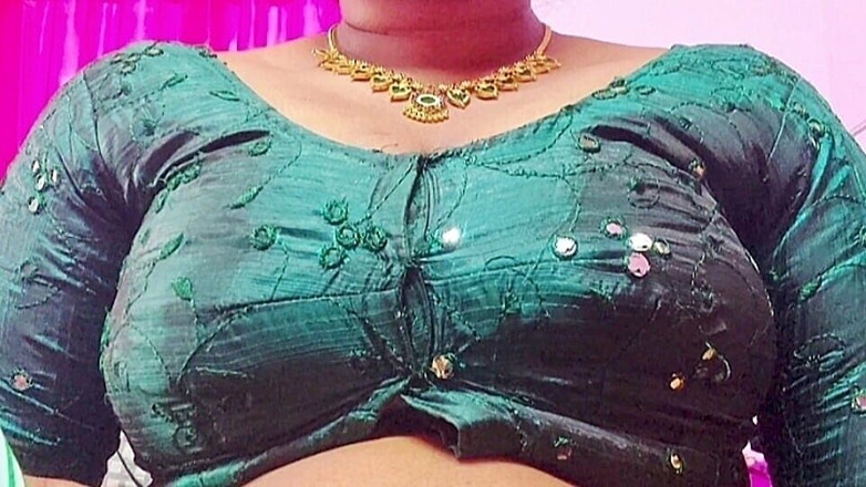 Desi Mohini: Nouvelle version de la vidéo porno d’une bhabhi indienne sexy