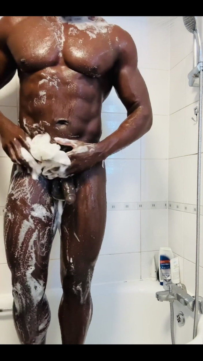 Afro Black XXX: L’heure de la douche aujourd’hui. Inédits.