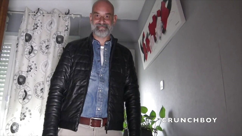 MACHO FUCKER FROM SPAIN: Slut creampied in the ass by Stepdaddy master