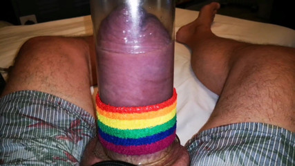 Monster_Meat_: Bombeando para Gaypride