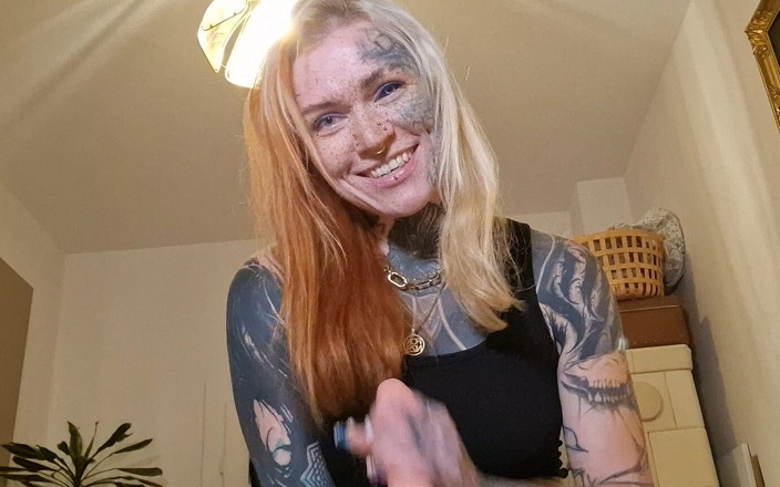 BaleaTheScarleg: Knulla bort ingen mutter november! JOI