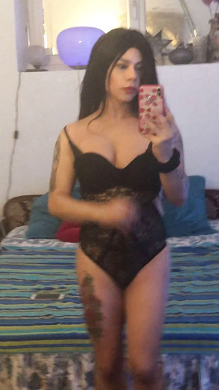 Tgirl Yaritza Vega: Elektronisch