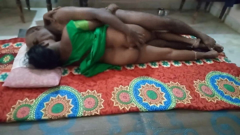 Desi palace: Sexe en sari