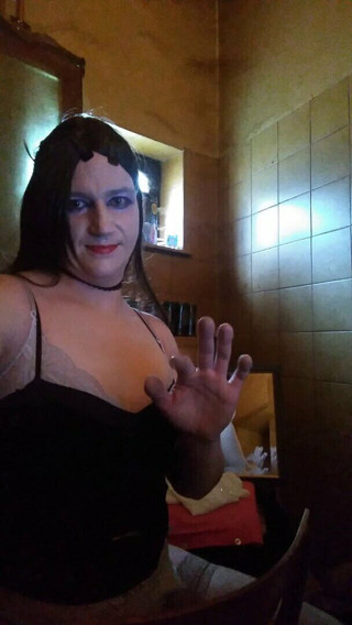Lilicross: Im hornny a mucho