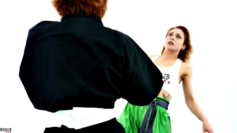 Defeated Sex Fight: Stella vs Meryl - combat hardcore avec fétichisme des pieds