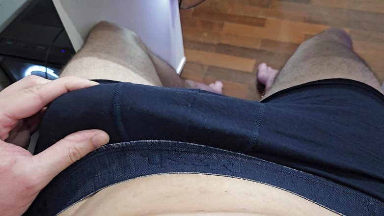Lkdick8: Kloppende pik twink Nutboyz trekt zich af en komt klaar 3
