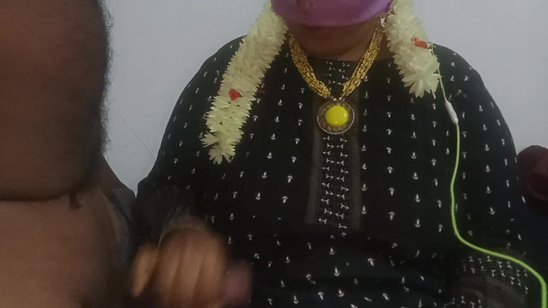 Santhi89: Suri rumah panas Tamil berkongkek rahsia