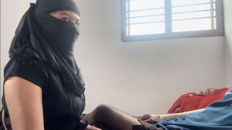 Mary V: Tamil moslimmeisje neukte haar klant en pijpbeurt