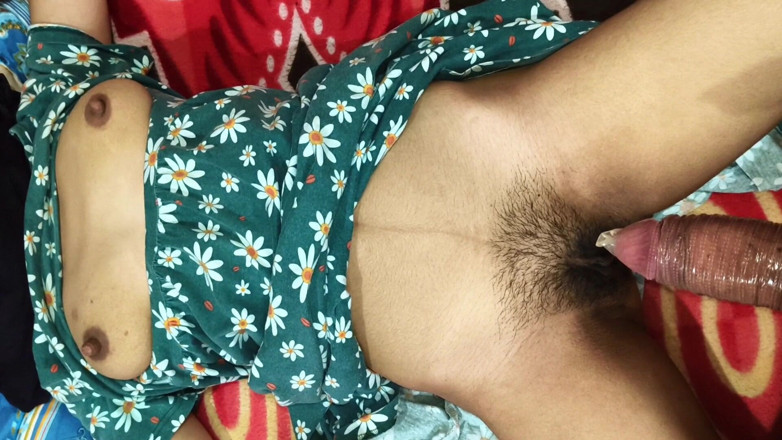 yongboy1: Gaya Doggy Meninggalkan gadis itu dengan doggy style dan mengeluarkan...