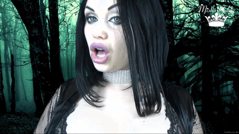Goddess Misha Goldy: La princesse de l'obscurité vous mangera morceau par morceau